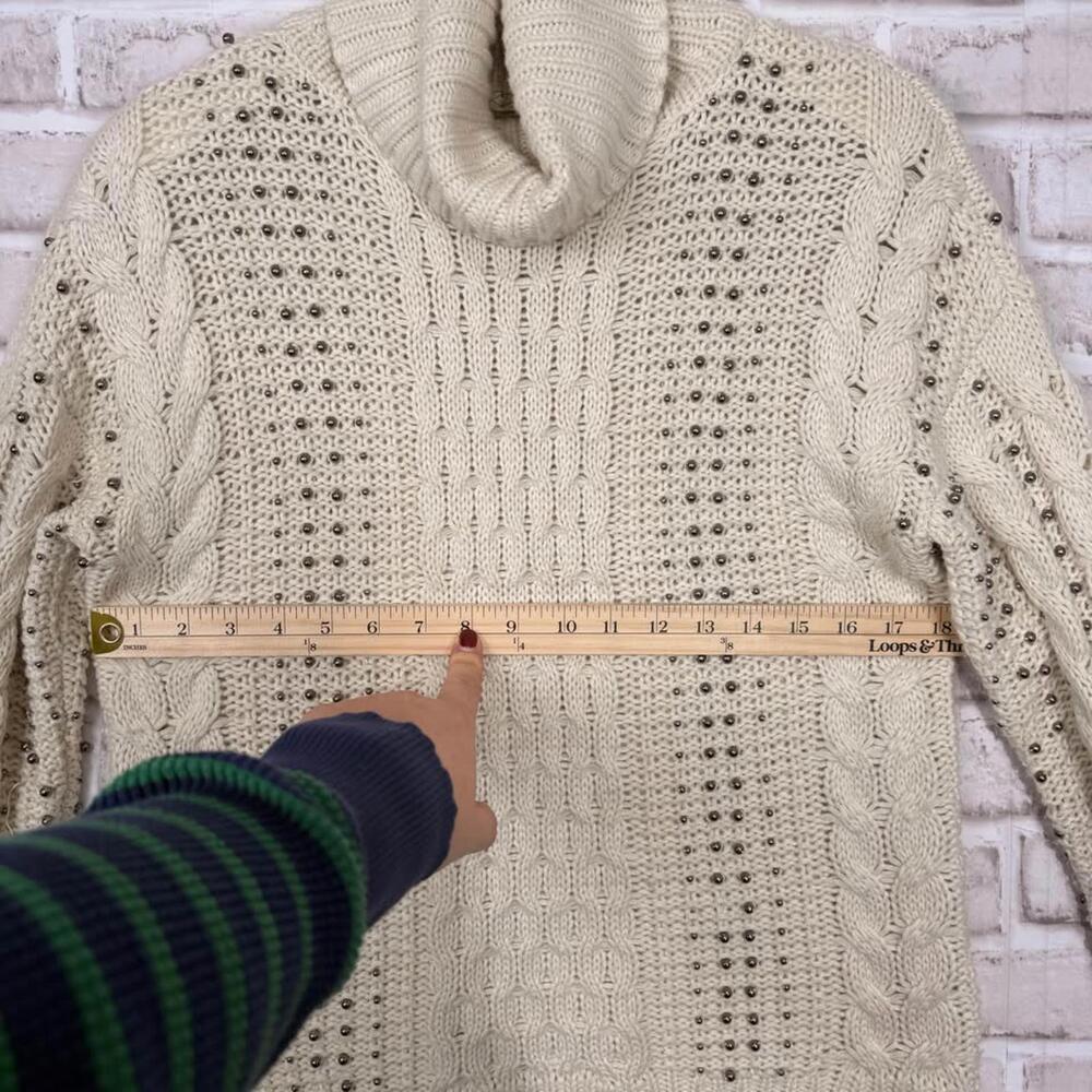 RD Style Women's Size S‎ Cable Knit Beaded Turtleneck Sweater Boutique Brand - Picture 6 of 8
